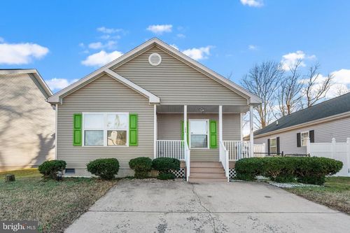 22 Robinson Cir, SEAFORD, DE, 19973-1537 | Card Image