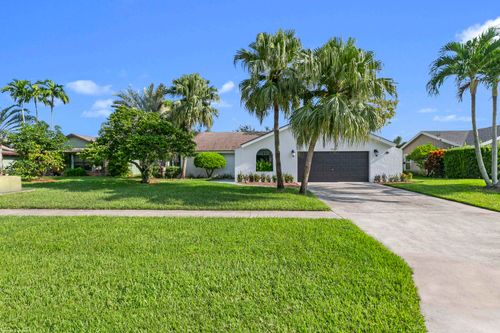 13781 Barberry Dr, Wellington, FL, 33414-8143 | Card Image