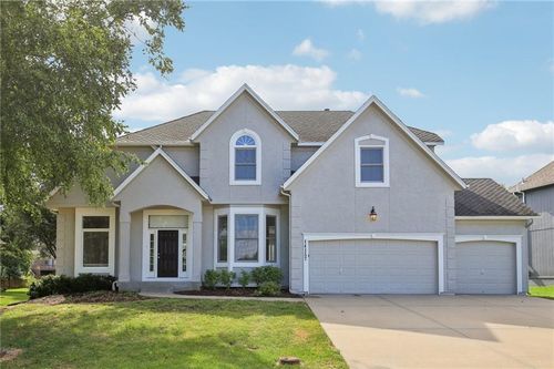 14157 Bond St, Overland Park, KS, 66221-2803 | Card Image