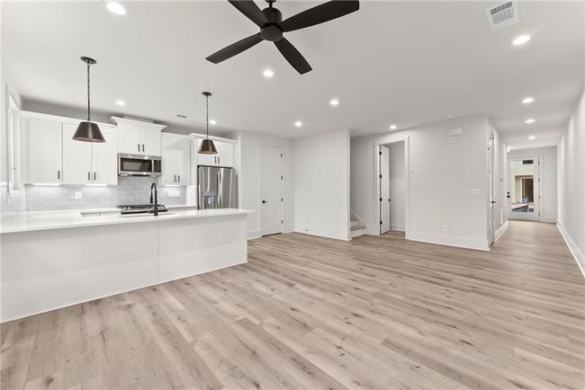 372 Forrest Ave, Townhouse with 3 bedrooms, 3 bathrooms and null parking in Gainesville GA | Image 9