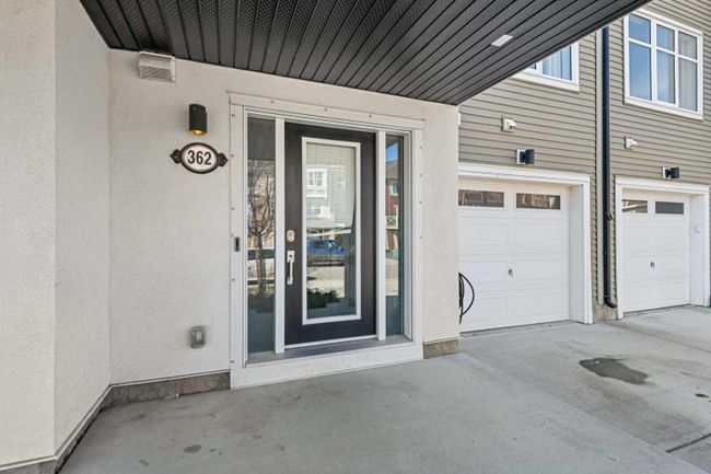 362 Windford Green Sw, Home with 2 bedrooms, 1 bathrooms and 2 parking in Airdrie AB | Image 3