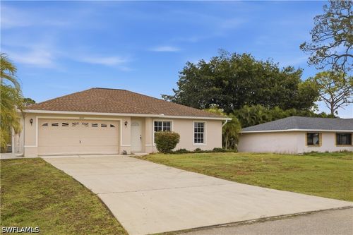 18497 Sarasota Rd, FORT MYERS, FL, 33967-3550 | Card Image