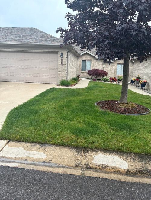 35275 Silver Maple Dr, Clinton Township, MI, 48035-5520 | Card Image