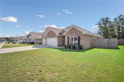 3369 Woodlands Drive, House other with 4 bedrooms, 3 bathrooms and null parking in Saraland AL | Image 2