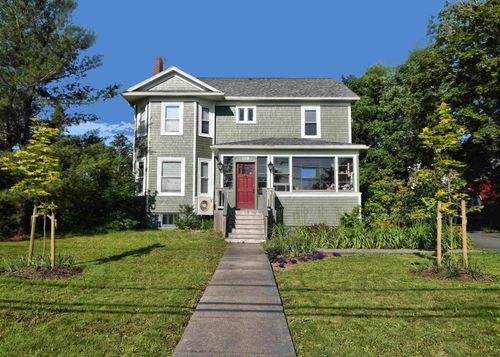 108 Church St, Antigonish, NS, B2G2E4 | Card Image