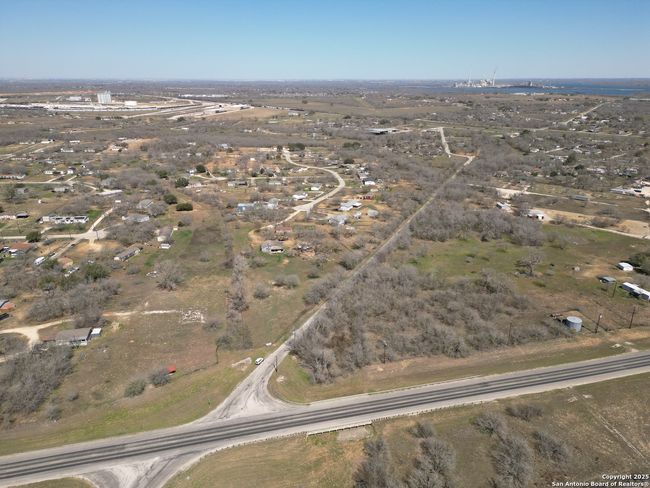 17423 Fx Ball Dr, House other with 1 bedrooms, 3 bathrooms and null parking in Elmendorf TX | Image 31