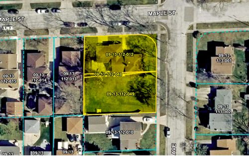 7731 Maple St, Morton Grove, IL, 60053-1646 | Card Image