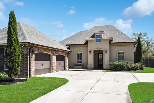 18182 Old Trail Dr, Prairieville, LA, 70769 | Card Image