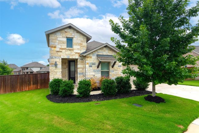 501 Sixpence Ln, House other with 3 bedrooms, 3 bathrooms and 4 parking in Georgetown TX | Image 40