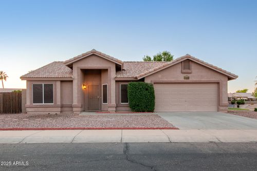 1220 S Wagon Wheel Dr, Chandler, AZ, 85286-1064 | Card Image