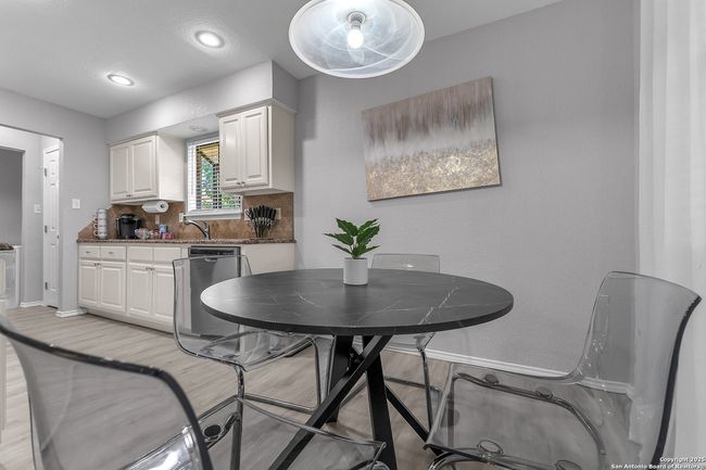 139 Navajo Cir, House other with 3 bedrooms, 1 bathrooms and null parking in Cibolo TX | Image 11