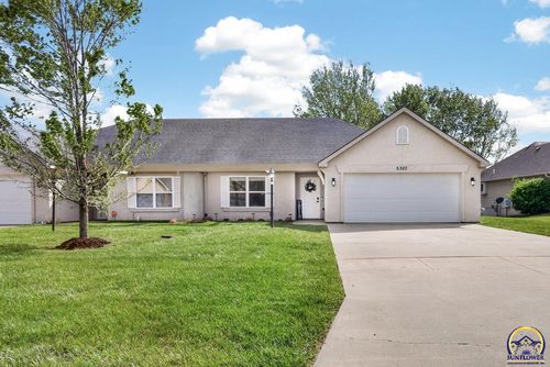 5323 Nw Melba Drive Ct, Topeka, KS, 66618-3269 | Card Image