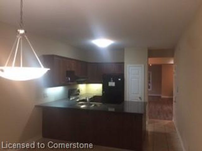 225 Park St S, Townhouse with 2 bedrooms, 0 bathrooms and 2 parking in Hamilton ON | Image 7