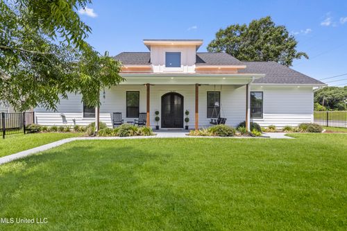 1625 Pratt Ave, Gulfport, MS, 39501-2105 | Card Image