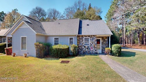 900 Cedar Ct, Aberdeen, NC, 28315-3100 | Card Image