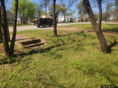 1206 S Glenwood, Tyler, TX, 75702 | Card Image
