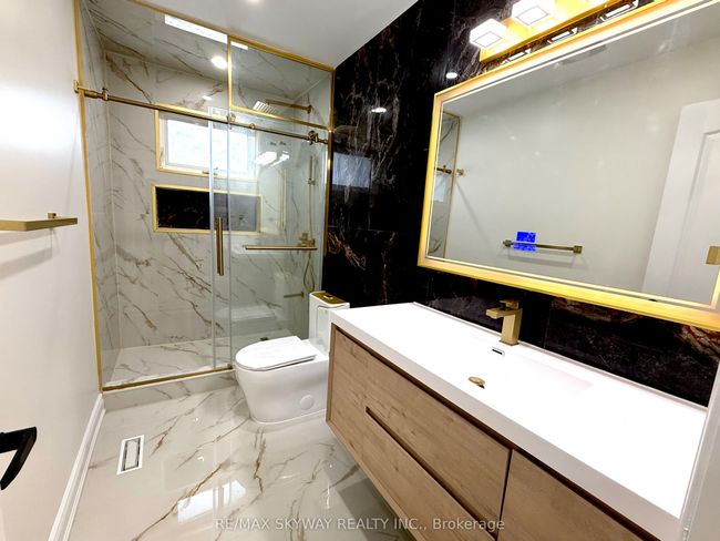 7461 Netherwood Rd, House other with 4 bedrooms, 4 bathrooms and 4 parking in Mississauga ON | Image 18