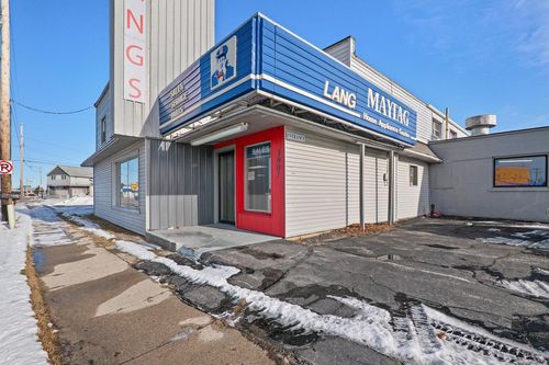 3907 Calumet Avenue, Manitowoc, WI, 54220 | Card Image