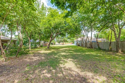 605 N Kentucky St, Mckinney, TX, 75069-2703 | Card Image