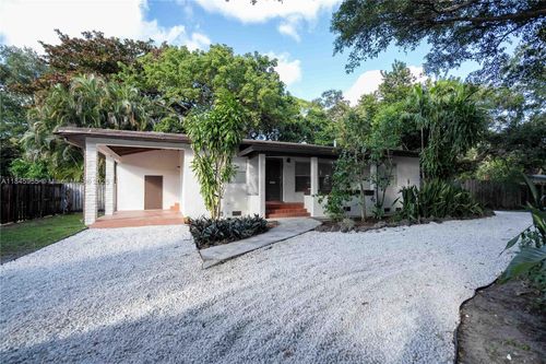 0-1691 Ne 143rd St, North Miami, FL, 33181-1331 | Card Image