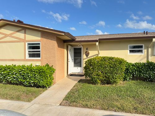 e-2822 Crosley Drive W, West Palm Beach, FL, 33415 | Card Image