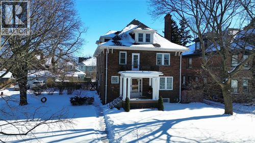 326 Vidal St N, Sarnia, ON, N7T5Y6 | Card Image