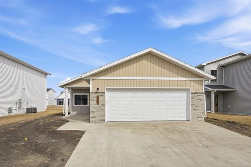 6267 87th Ave S, Horace, ND, 58047-2921 | Card Image