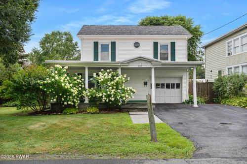 109 E George St, Milford, PA, 18337-1512 | Card Image