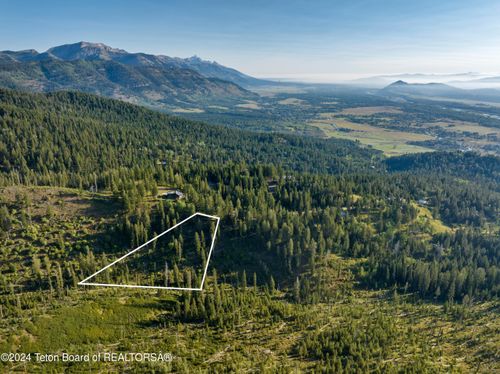 6880 W Lupine Trl, Wilson, WY, 83014-5169 | Card Image