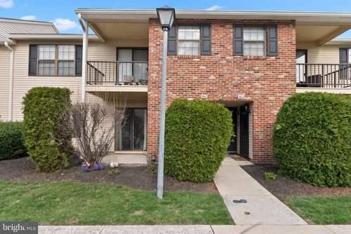 5621-562 Willow Turn, MOUNT LAUREL, NJ, 08054-3185 | Card Image