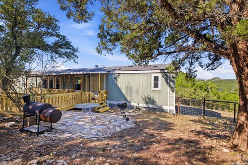 495 Kings Dr, Canyon Lake, TX, 78133-3723 | Card Image