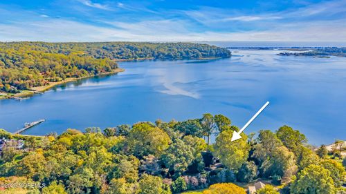 942 Navesink River Rd, Red Bank, NJ, 07701 | Card Image