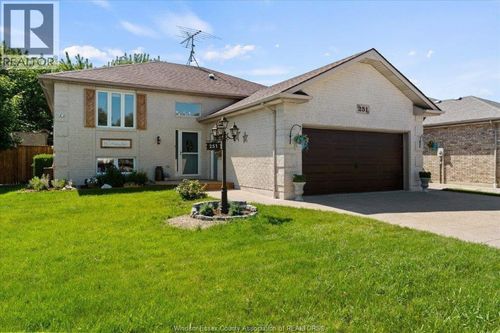 251 Willowwood Dr, Belle River, ON, N0R1A0 | Card Image