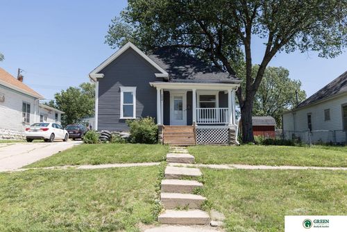 1310 N Iowa Ave, York, NE, 68467-1820 | Card Image