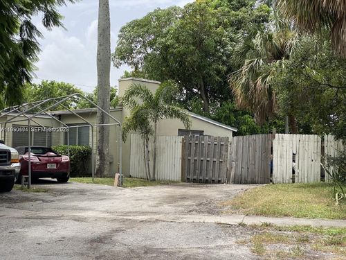 143 Sw 21st Way, Fort Lauderdale, FL, 33312-1430 | Card Image