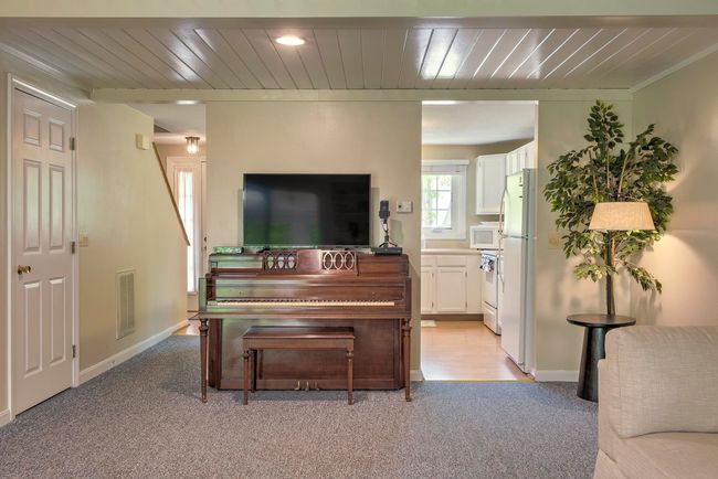 38C Stonehouse Ln, Condo with 3 bedrooms, 2 bathrooms and null parking in Keene NH | Image 12