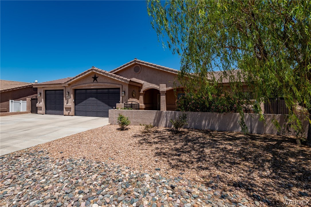 Stoneaxe Dr, Kingman, AZ 86401