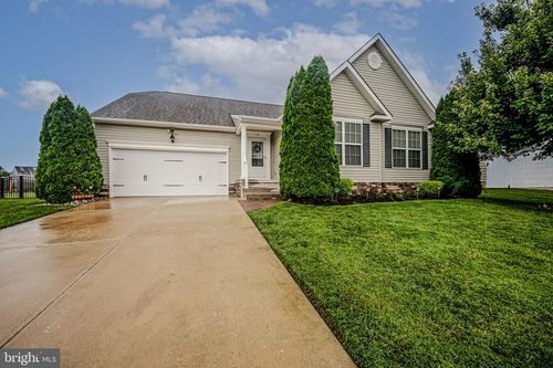 15 Live Oak Dr, SMYRNA, DE, 19977-1869 | Card Image