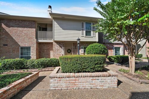 5939 Woodway Place Ct, Houston, TX, 77057-2047 | Card Image