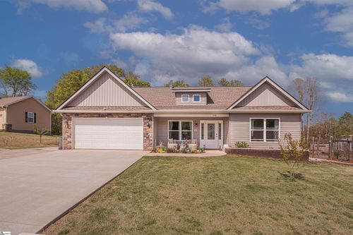 104 Summer Breeze Ct, Townville, SC, 29689-3051 | Card Image