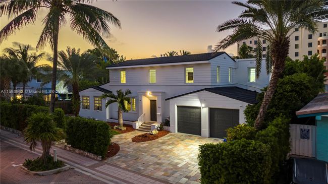 320 Polk St, House other with 6 bedrooms, 4 bathrooms and null parking in Hollywood FL | Image 33