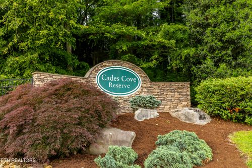 201-326 Shooting Star Loop, Townsend, TN, 37882-3838 | Card Image