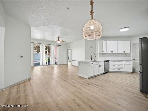 914-785 Oakleaf Plantation Pkwy, Orange Park, FL, 32065-3533 | Card Image