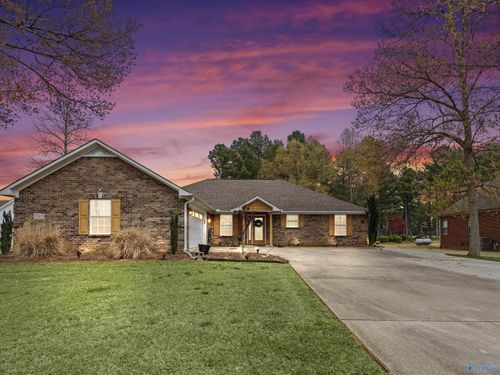 25433 Drawbaugh Rd, Athens, AL, 35613-3829 | Card Image