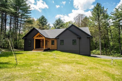 20 Merrifield Rd, Bernardston, MA, 01337-9783 | Card Image