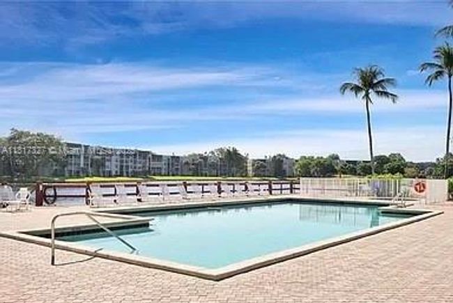 APT-206 - 1709 Whitehall Dr, Condo with 2 bedrooms, 2 bathrooms and null parking in Davie FL | Image 45
