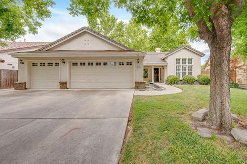3815 Brook Valley Circle, Stockton, CA, 95219 | Card Image