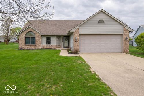 172 Bear Story Court, Greenfield, IN, 46140 | Card Image