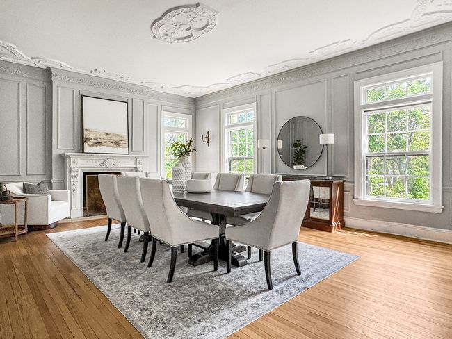 The dining room is a showpiece of refined craftsma | Image 10