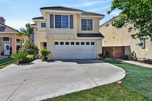 818 Amber Oaks Cir, Pomona, CA, 91767-2500 | Card Image
